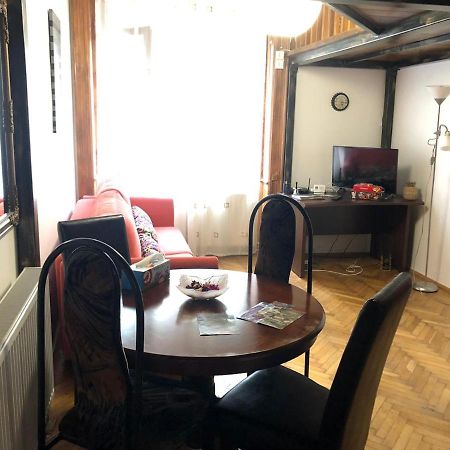 Dalina'S Art Corner Lägenhet Oradea Exteriör bild